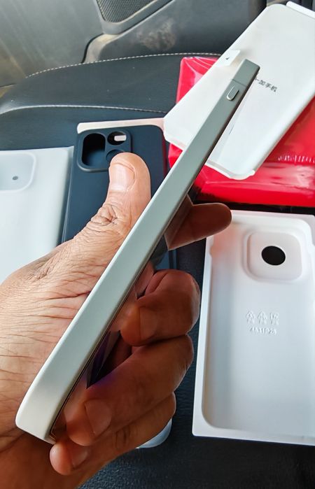 Oneplus 15/12-256/, нов, комплект.