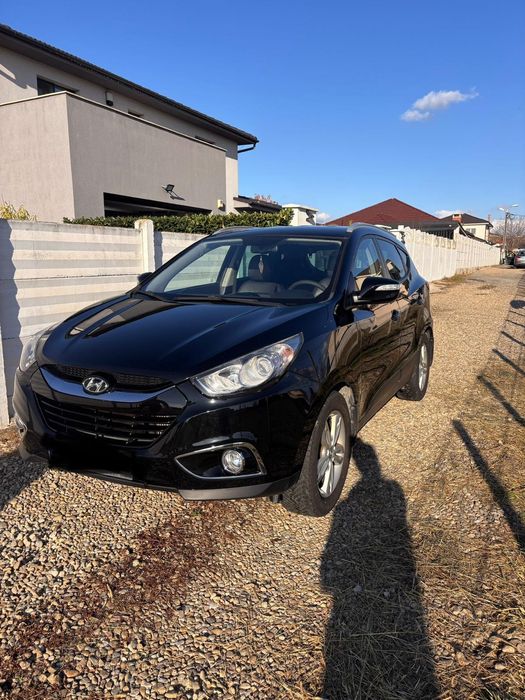 Vând Hyundai IX35