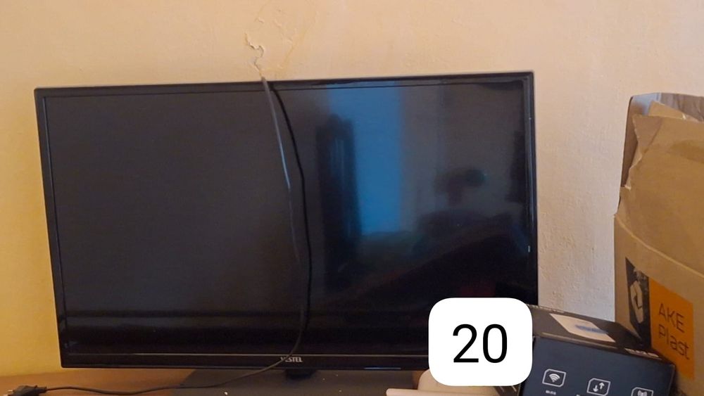 Мебель для спальни, прихожей. телевизор