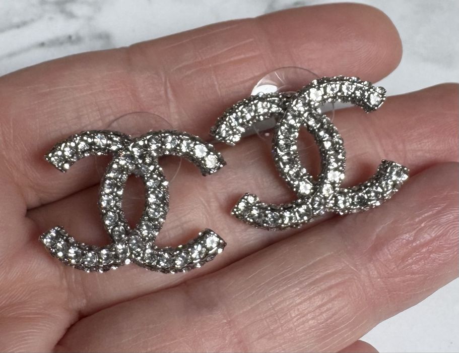 Чисто нови Обеци Chanel