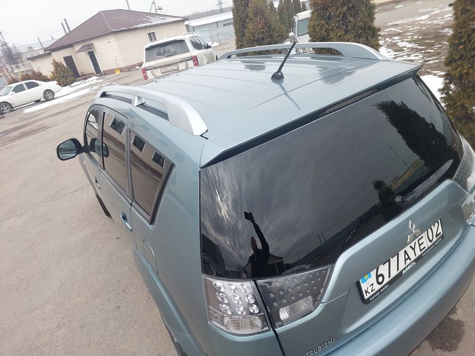 Продам Mitsubishi Outlander XL 2008г