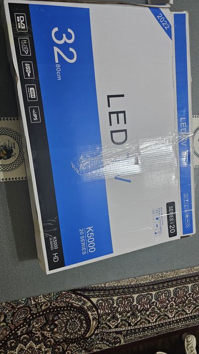 Телевизор. Дисплей кетган.  Запчастга сотаман