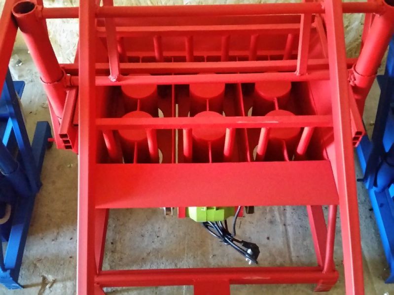 Станок для пескоблока. Станок для производства шлакоблока.: 60 000 тг ...