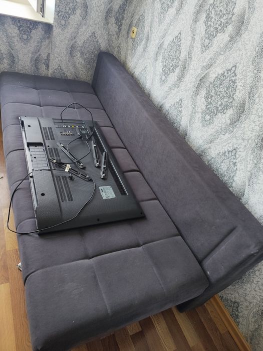 Продам диван выдвижной