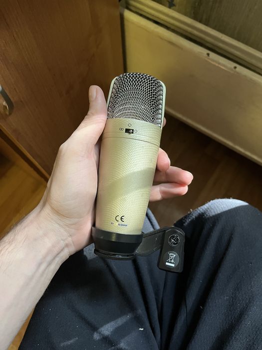 Микрофон Behringer C-3