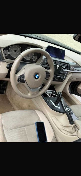 Mașina BMW 2013 in stare bună
