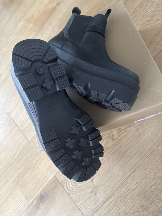 Ghete UGG iarna masura 39 impermeabile