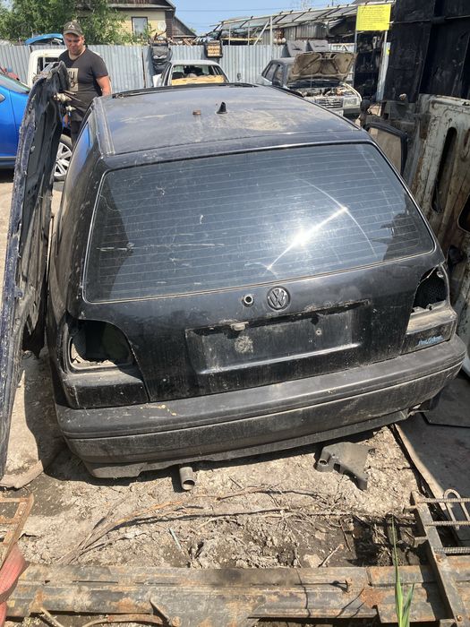 Продам гольф купе