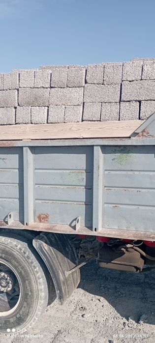 Шлакоблок сотамиз качестваси яхши размер 30/15  форма оплата любая дас