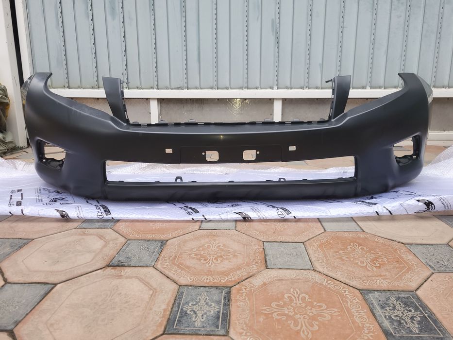 бампер  Toyota Land Cruiser Prado 150