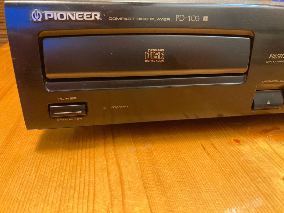 CD player Pioneer PD-103