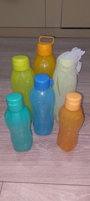 Продам бутылки Tupperware