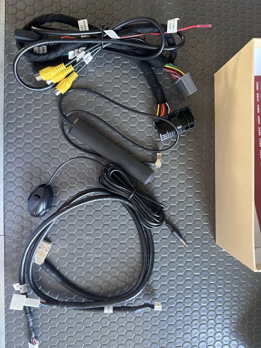 Apple CarPlay Android Auto Interface Mercedes NTG 3.0 (W204/W212/W216/W221)
