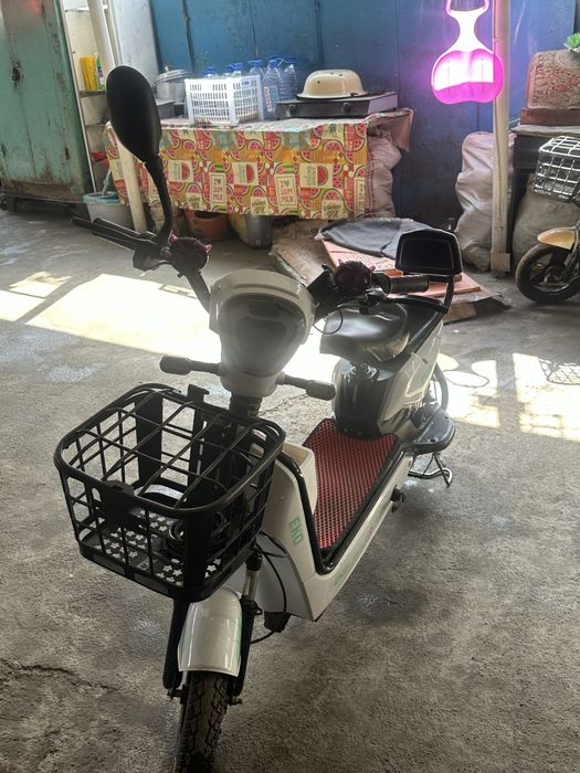 Срочно продам скутер бу