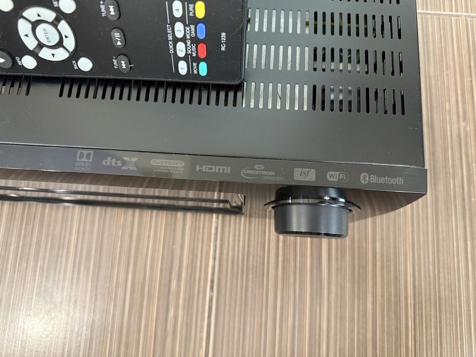 Denon AVR-X3300w Bluetooth Wi-Fi