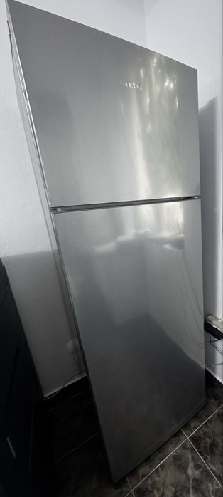 frigider cu două uși Arctic gri metalizat