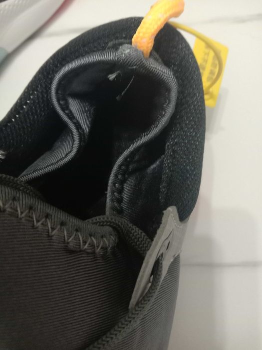 Мужские кроссовки