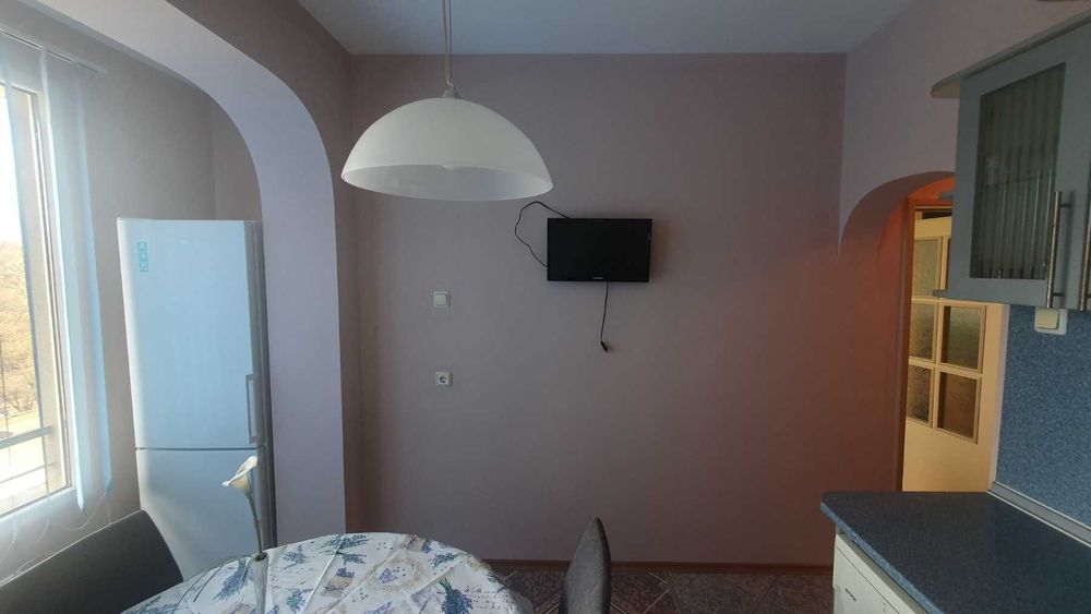 Дава се под наем Тристаен апартамент в София, Сердика - 85 кв.м за 612 € - Снимка #3