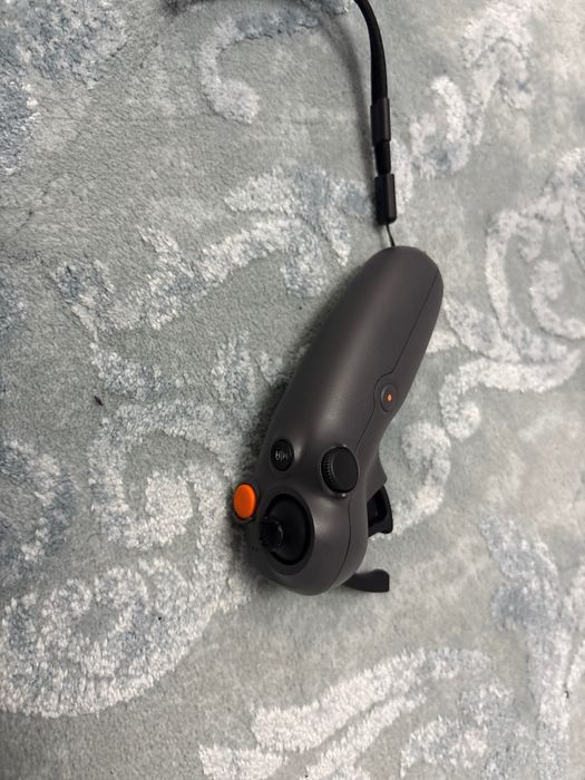 Продам джойстик Dji RC Motion3