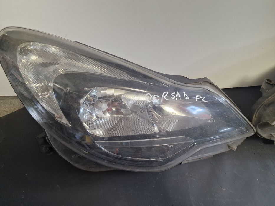 Far/faruri Opel Corsa D an 2011-2014