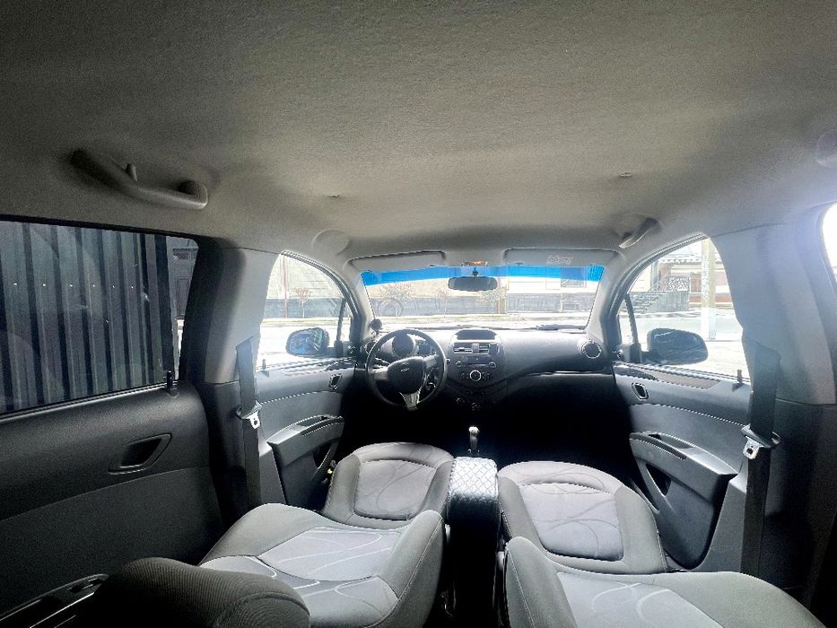 Spark srochno sotiladi