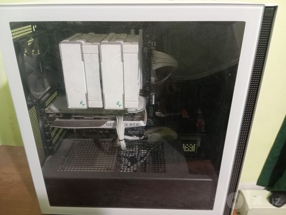 Kuchli gaming kompyuter va 144Hz monitor sotiladi. Intel Core i7, RTX