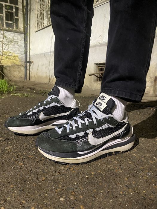 nike sacai vaporwaffle
