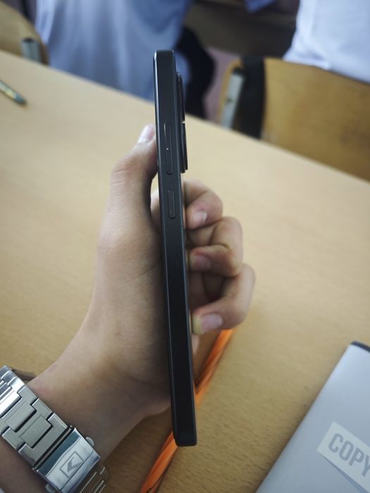 Продам/обменяю poco x7 pro