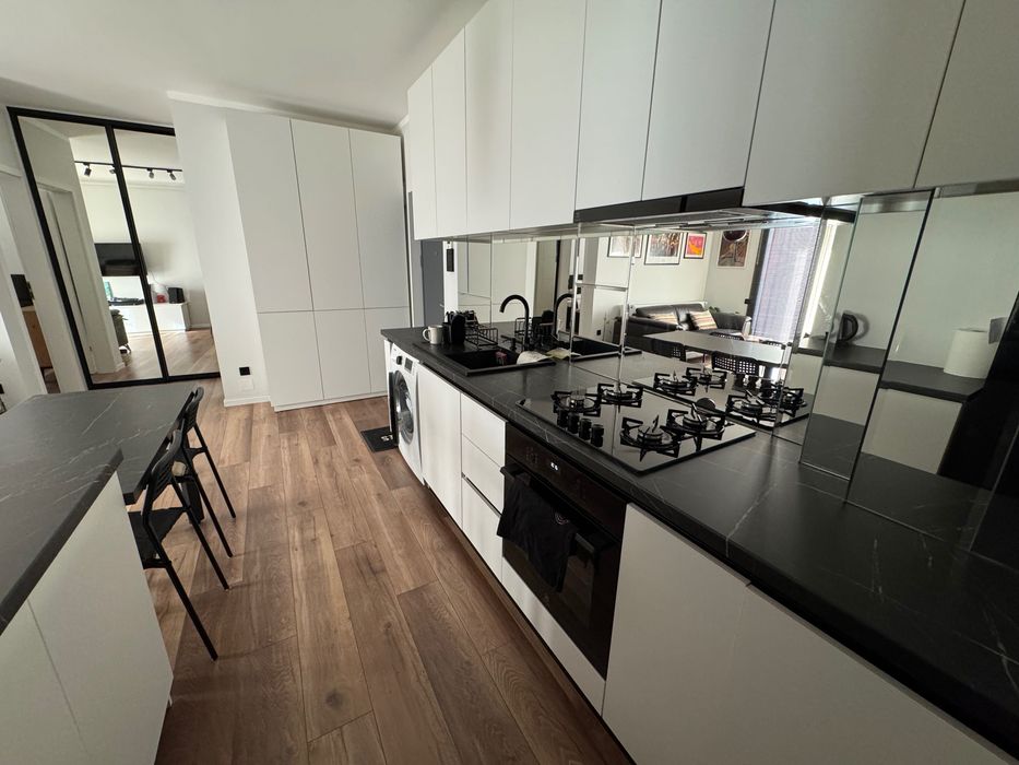 Apartament cu 2 camere de inchiriat, parcare subterana si exterioara