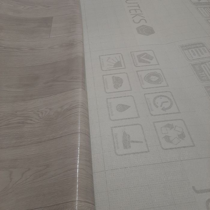 Линолеум новый 2.50×5.45