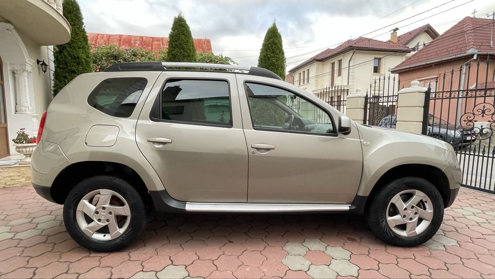 Dacia Duster 1.5 dci,2011**Garantie**Rate**