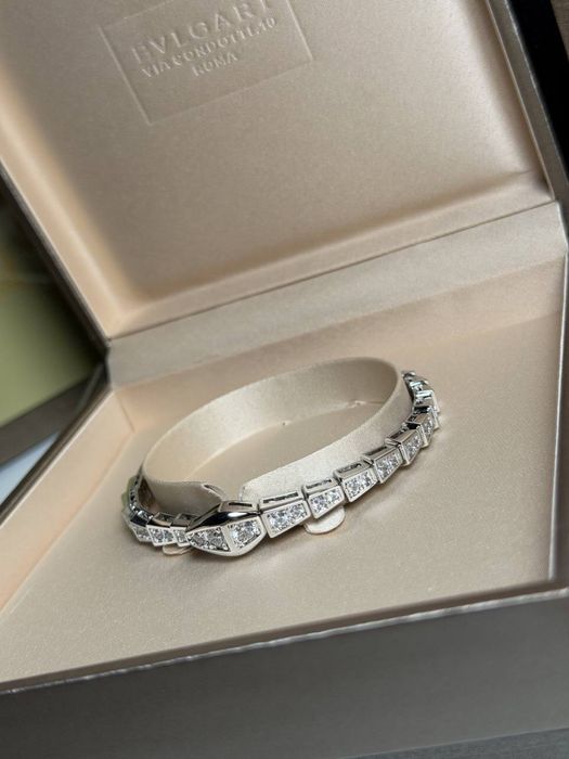 Bulgari Serpenti гривна