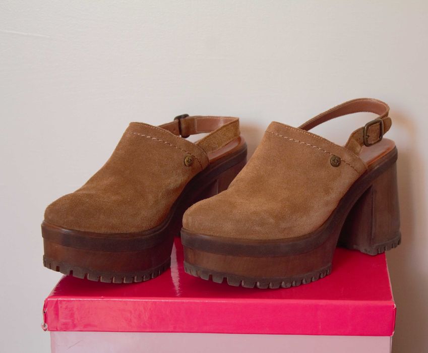 Sandale cu platforma