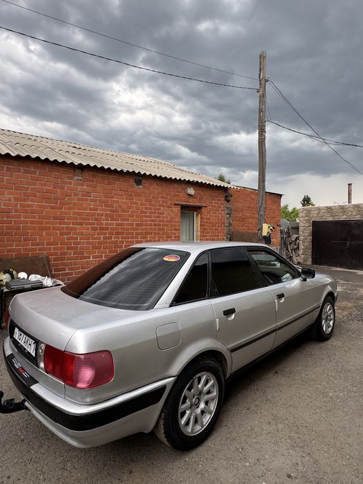 Продам ауди 80 б4