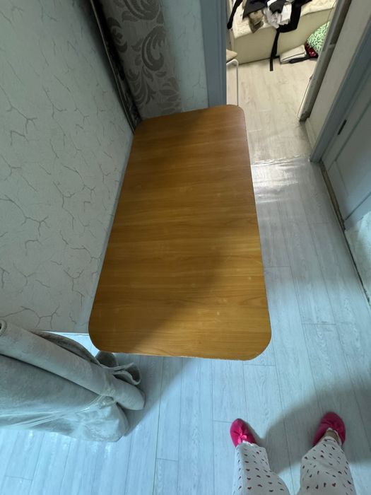 Стол со стульями