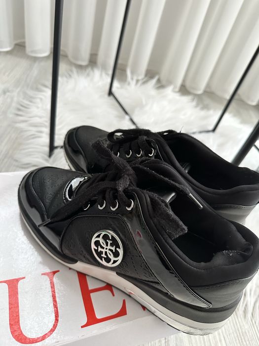 Маратонки GUESS 39