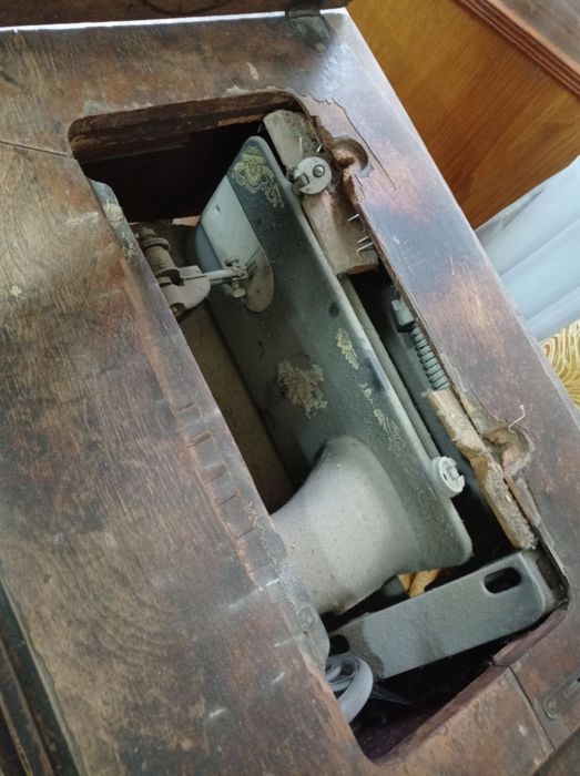 Швейная машинка Singer