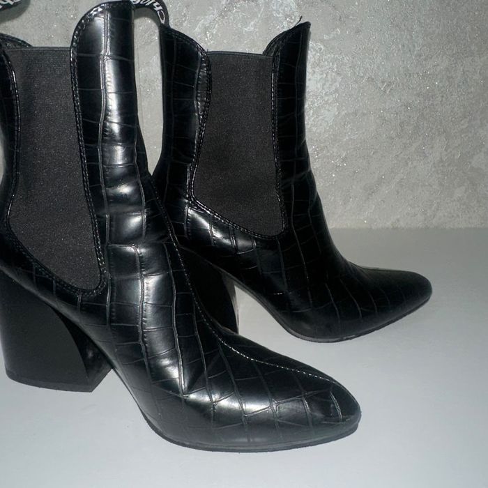 Продам казачки chloe