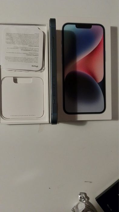 Vand sau schimb tel ios 14 de 128 gb
