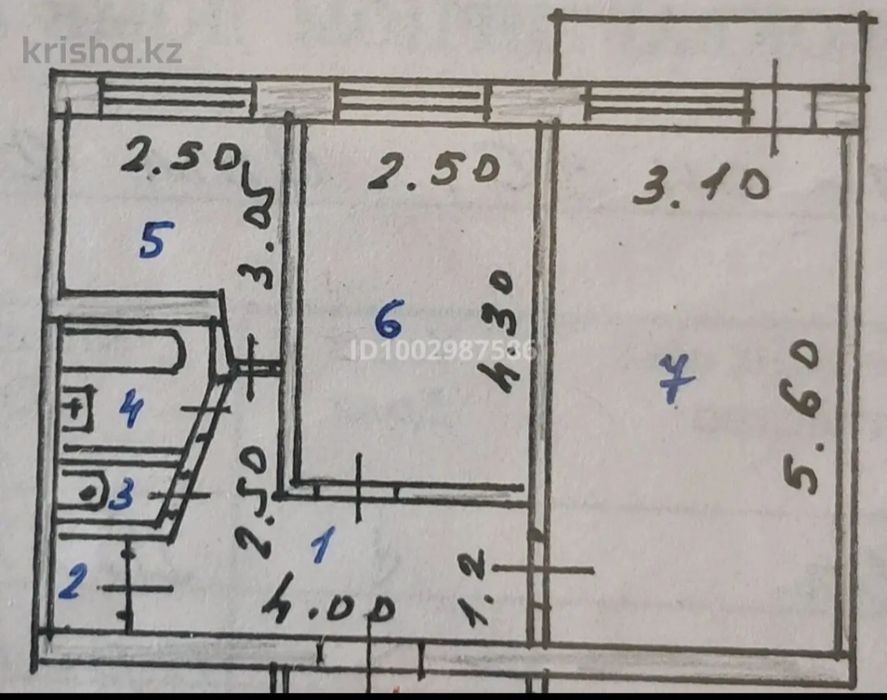 Продаются 2 комнатный квартира.