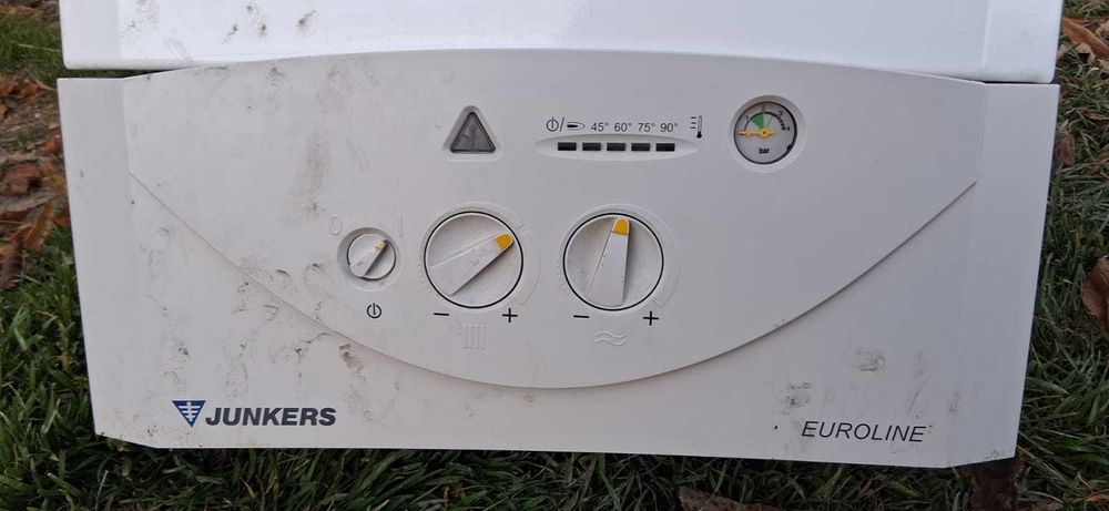 Vând două centrale seconda hand, funcționale