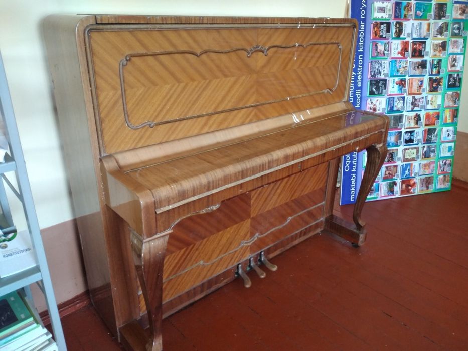 Пианино петроф сотилади