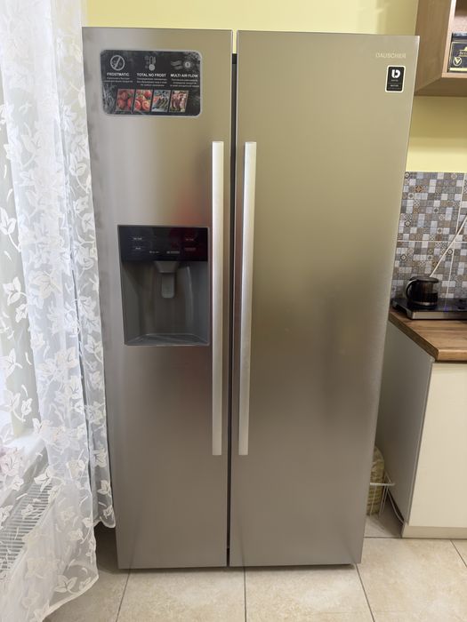 Холодильник двухдверный DAUSCHER