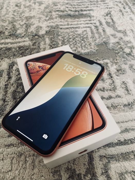 Продам Айфон Хр Идеал