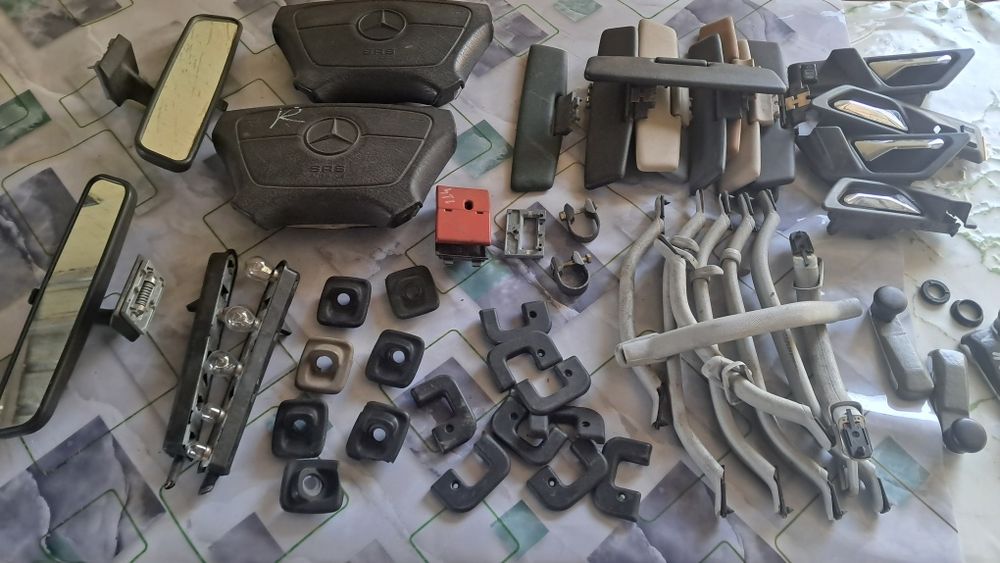 Салонные Зап Мерседес.w124.