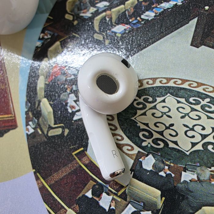 AirPods Pro (2nd generation)