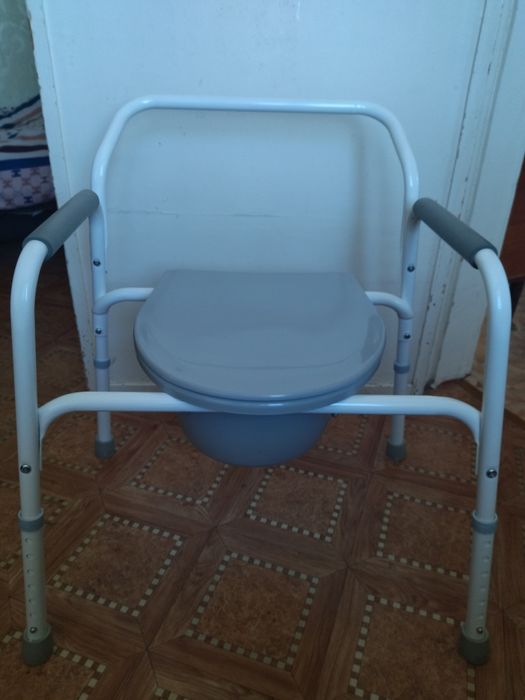 Стул инвалидный в отличном состоянии
