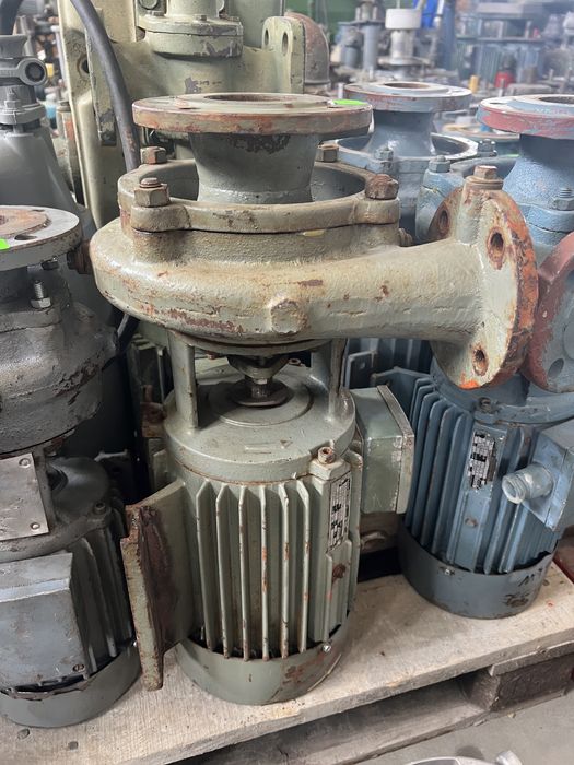 Българска водна помпа 6Е32