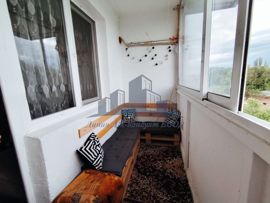 Продава се Тристаен апартамент в Нови пазар - 72 кв.м за 815 €/кв.м - Снимка #3