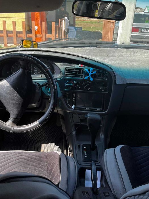 Продам машину Тойота Камри 10